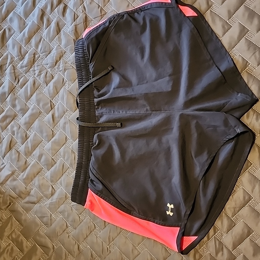 Running shorts